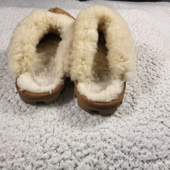 UGG Scuffette II Shearling slippers Chestnut girls size 4 - Picture 4 of 7
